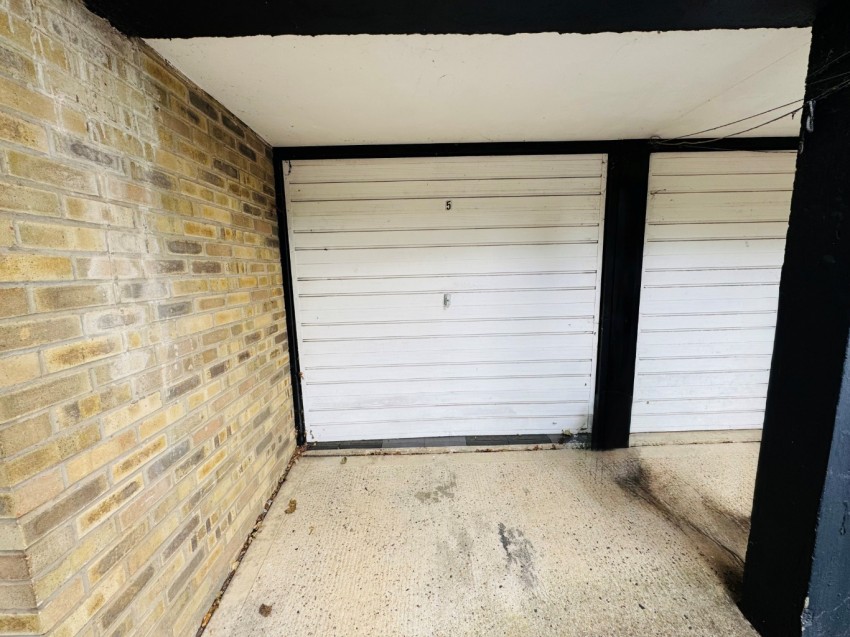 Images for Bowthorpe Close, Christchurch Park, Ipswich, IP1 3QB